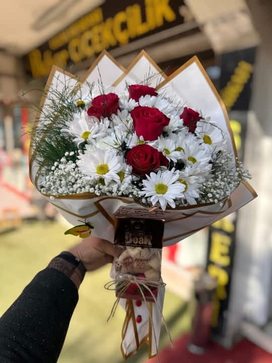 Kırmızı Gül & Papatya Buketi & Çikolata